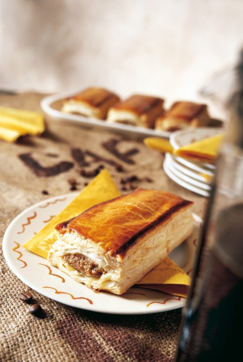 Saucijzenbroodje