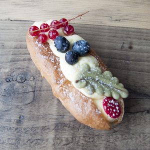 Eclair met bosvruchten