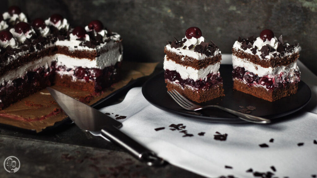 schwarzwälder kirsch schnitte - Echte Bakker Steehouder